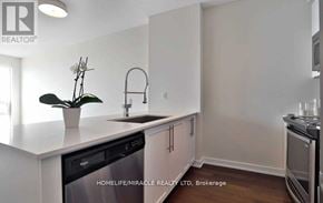 Mississauga (City Centre) condo for rent - 1603 - 510 CURRAN PLACE 1603