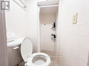 Toronto (Oakwood Village) apartment for rent - 299 ROBINA AVENUE E