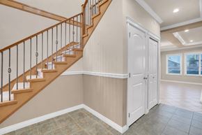 Surrey apartment for rent - 15108 76 A AVENUE