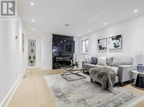 Toronto (Parkwoods-Donalda) apartment for rent - 22 FENELON DRIVE