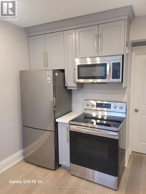 Toronto (Junction Area) duplex for rent - 517 RUNNYMEDE ROAD
