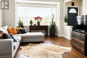 Toronto (Islington-City Centre West) apartment for rent - MAIN FLOOR - 126 SILVERHILL DRIVE Main floor