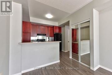 Mississauga (Churchill Meadows) townhouse for rent - A kitchen area with a counter and cabinets.