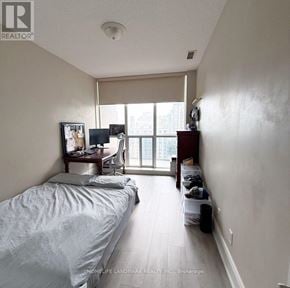 Toronto (Willowdale East) condo for rent - 1605 - 8 MCKEE AVENUE 1605
