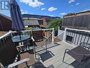 Toronto (Kensington-Chinatown) townhouse for rent - 6 LIPPINCOTT ST STREET