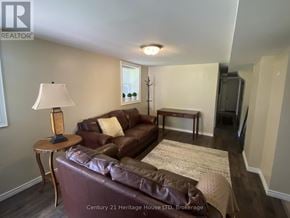 Niagara Falls (Dorchester) apartment for rent - LOWER UNIT - 6042 CULP STREET STREET LOWER UNIT