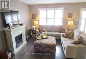 Welland (Coyle Creek) townhouse for rent - 101 ROSELAWN CRESCENT