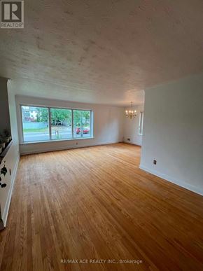 Toronto (Cliffcrest) apartment for rent - MAIN - 3715 ST CLAIR AVENUE E Main