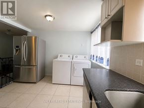 Barrie (Grove East) apartment for rent - MAIN - 73 HICKLING TRAIL Main