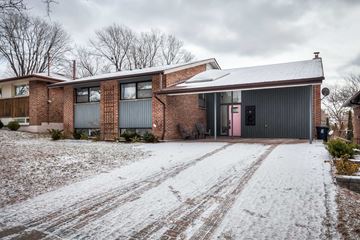 Toronto apartment for rent - 45 Castlegrove Boulevard