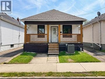 Hamilton apartment for rent - 250 WEIR Street N