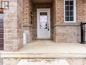 Hamilton (Hill Park) townhouse for rent - 32 VICKERS ROAD