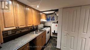 Toronto (The Beaches) apartment for rent - 372 VICTORIA PARK AVENUE