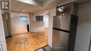Toronto (The Beaches) apartment for rent - 372 VICTORIA PARK AVENUE