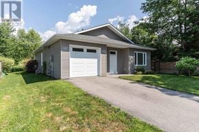 Huntsville (Chaffey) house for rent - A house with a garage is for sale.