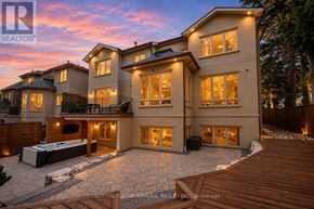 Toronto (Lansing-Westgate) apartment for rent - A large, luxurious house with a hot tub in the backyard.