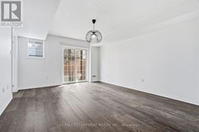 Hamilton (Waterdown) townhouse for rent - 17 SAVAGE DRIVE