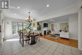Newmarket (Woodland Hill) apartment for rent - A dining room with a table set for six with a chandelier above it.