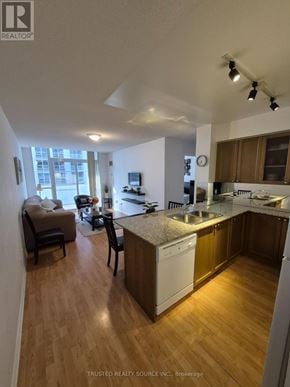 Toronto (Bay Street Corridor) condo for rent - 2514 - 761 BAY STREET 2514