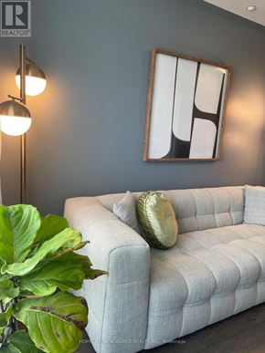 Vaughan (Beverley Glen) condo for rent - 1906 - 7890 BATHURST STREET 1906