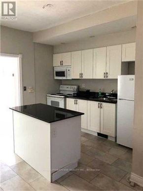 Toronto (Danforth Village-East York) apartment for rent - MFLR - 78 WOODYCREST AVENUE MFlr