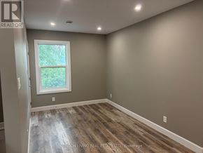 London South (South F) triplex for rent - 9 BEACONSFIELD AVENUE