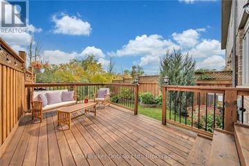 Guelph (Victoria North) townhouse for rent - 72 MUSSEN STREET