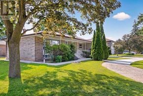 Toronto (Bathurst Manor) apartment for rent - 201 GODDARD STREET