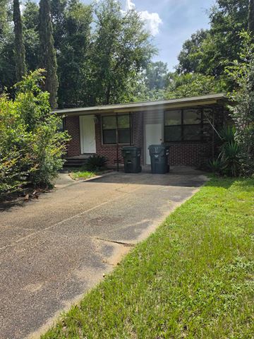 Milton house for rent - 5733 Orange St