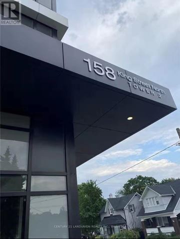 Waterloo condo for rent - #1004 - 158 KING STREET N #1004