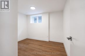 Toronto (Oakwood Village) multi-family for rent - 2 - 7 EARNSCLIFFE ROAD 2