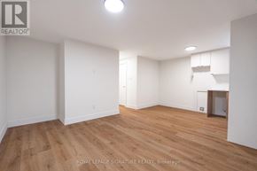 Toronto (Oakwood Village) multi-family for rent - 2 - 7 EARNSCLIFFE ROAD 2
