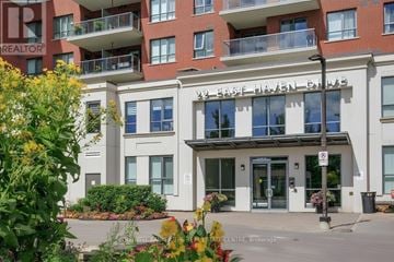 Toronto (Birchcliffe-Cliffside) condo for rent - 701 - 22 EAST HAVEN DRIVE 701