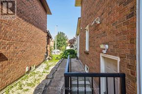 Vaughan (Maple) apartment for rent - ROOM A - 169 KILLIAN ROAD Room A