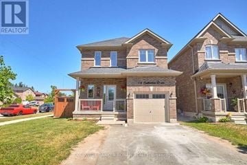 Barrie (Painswick South) apartment for rent - A two-story house with a garage is for sale.