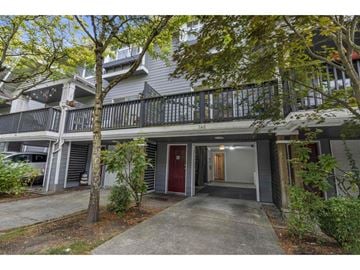 Surrey townhouse for rent - 146 15236 36 AVENUE 146