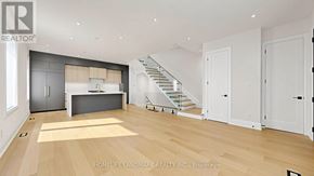 Toronto (Yorkdale-Glen Park) townhouse for rent - UNIT B - 750 GLENGROVE AVENUE W Unit B