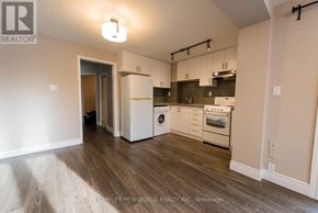 Toronto (The Beaches) apartment for rent - 2 - 258 KENILWORTH AVENUE 2