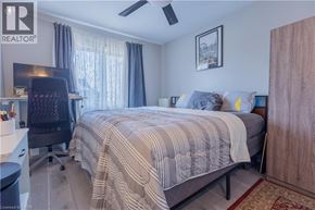 Cambridge townhouse for rent - 105 BLOOMINGTON Drive