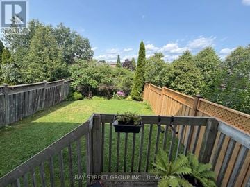 Oakville (Wt West Oak Trails) townhouse for rent - 2165 WHITE DOVE CIRCLE