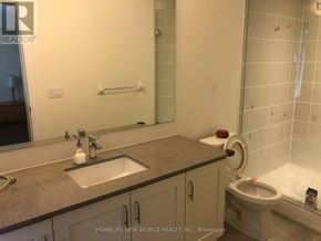 Toronto (Newtonbrook East) townhouse for rent - 15 KENNETH WOOD CRESCENT