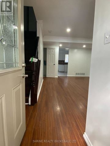 London North (North I) townhouse for rent - 19 - 70 CHAPMAN COURT 19