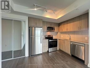 Toronto (Humber Heights) condo for rent - 1002 - 4010 EGLINTON AVENUE W 1002