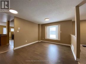 Richmond Hill (Oak Ridges) apartment for rent - A room with wooden floors and a window with white blinds.