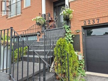 Burlington (Orchard) townhouse for rent - 2237 PRESCOTT PLACE