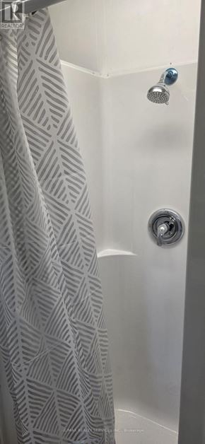 Cambridge apartment for rent - 159 WELLINGTON STREET