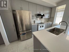 Markham (Middlefield) townhouse for rent - 111 MUMBAI DRIVE