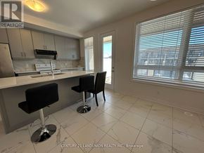 Markham (Middlefield) townhouse for rent - 111 MUMBAI DRIVE