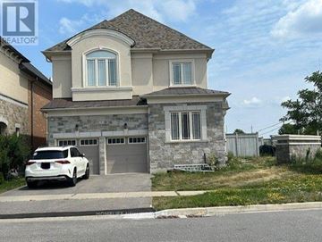 Richmond Hill (Oak Ridges) apartment for rent - 5 GREYWACKE STREET