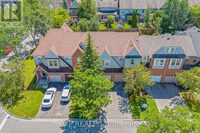 Aurora (Bayview Wellington) townhouse for rent - 117 MUGFORD ROAD